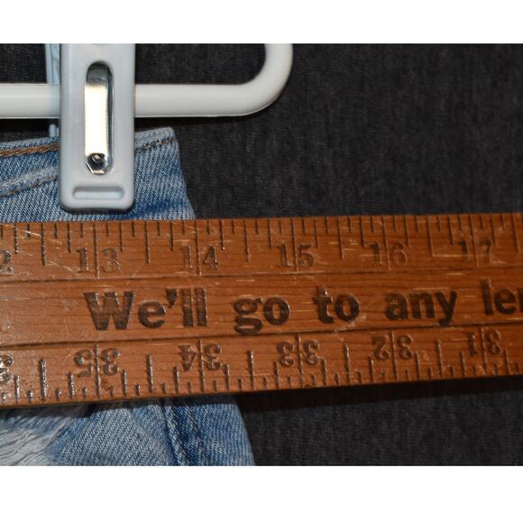 American Eagle Outfitters Women's 2 Strigid Distressed Jean Shorts Jorts Denim - Picture 9 of 11